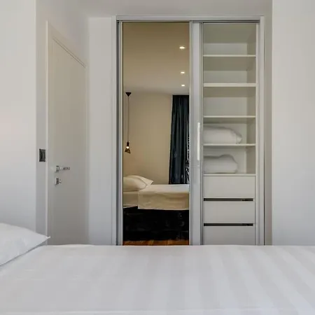 Apartment East *